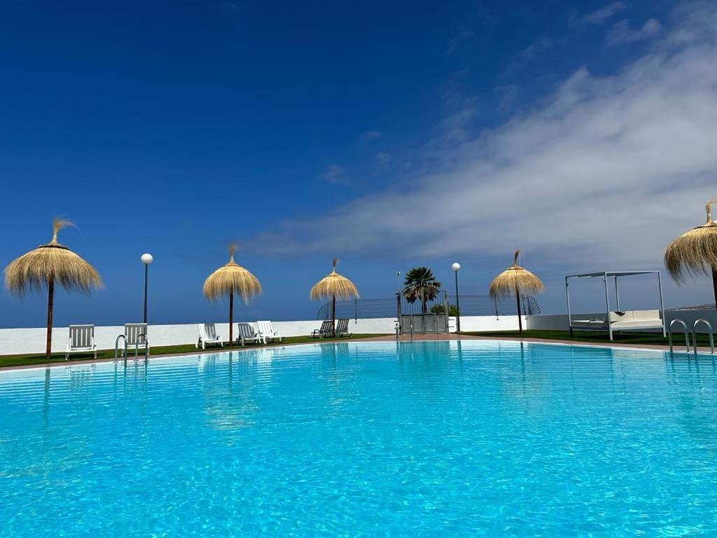 אדחה Island Village Ocean View מראה חיצוני תמונה